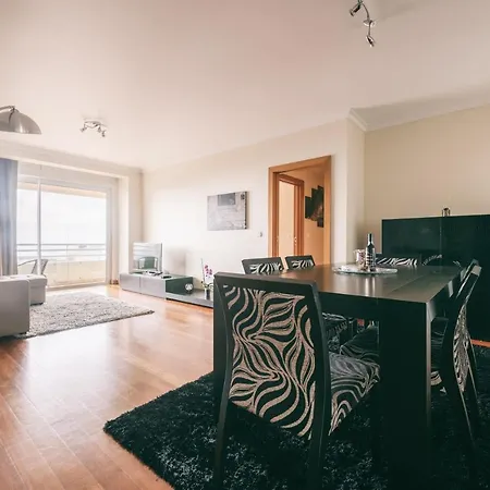 By The Sea Ii - Calmo Com Piscina E Vista Mar. *