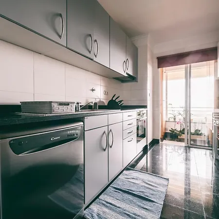 Apartamento By The Sea Ii - Calmo Com Piscina E Vista Mar.