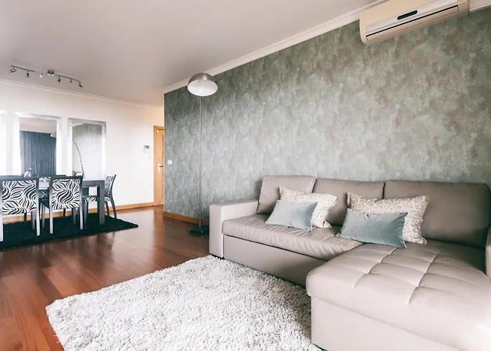 By The Sea Ii - Calmo Com Piscina E Vista Mar. Funchal (Madeira)