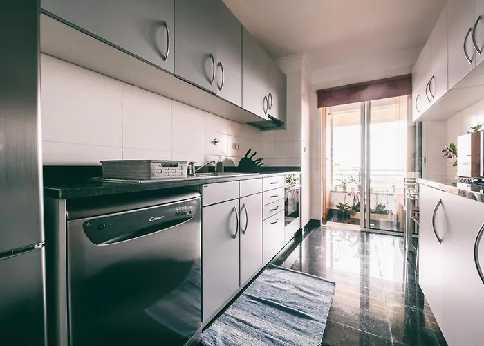 Apartmán By The Sea Ii - Calmo Com Piscina E Vista Mar.