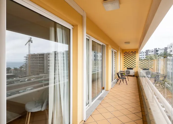 By The Sea Ii - Calmo Com Piscina E Vista Mar. *